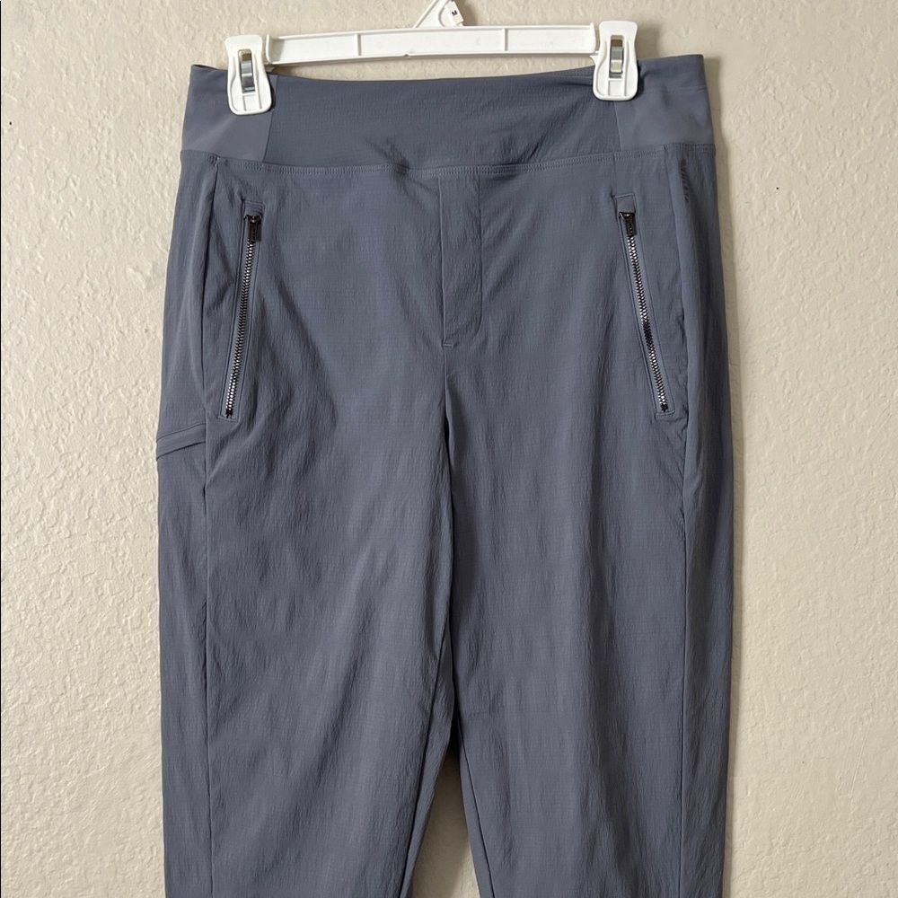 NWOT Athleta Trekkie North High Rise Jogger Gray in Size 6 - Picture 2 of 13
